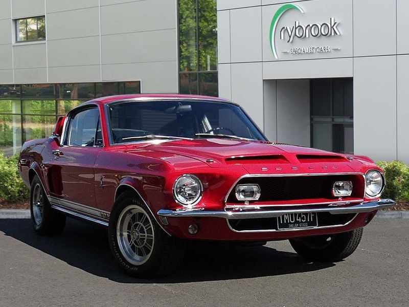 Illustration for article titled Classic Ford Mustangs on Autotrader U.K.